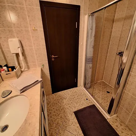 Sea Breeze With Seaview سفيتي فلاس