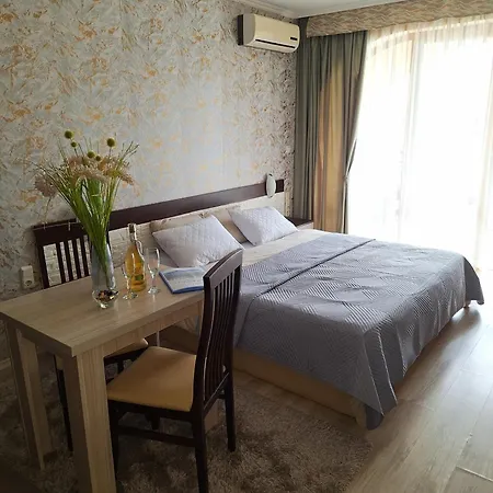 Sea Breeze With Seaview شقة