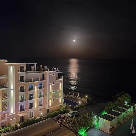 Sea Breeze With Seaview شقة *